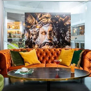 Leonardo Boutique Termini Hotel